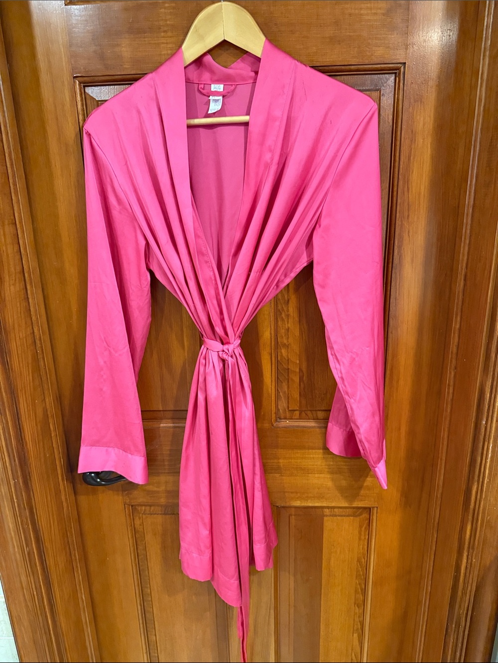 Women's Hot Pink Satin Robe -